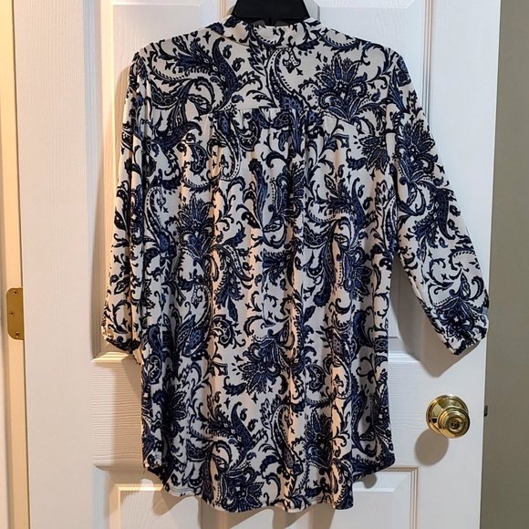 Tunic - Picture 2 of 5